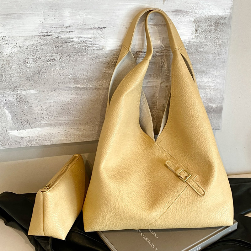 2025S Designer Women S Bag Solid Color Underarm For Women Winter Fashion Tote Ins Trend Simple Large Capacity Shoulder Bag