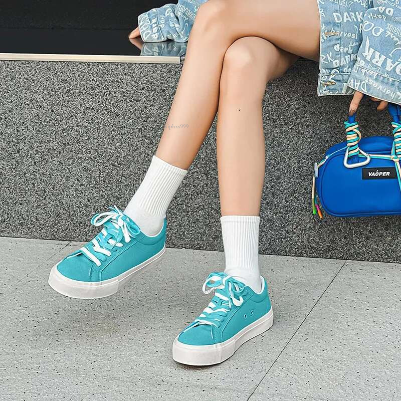 New Free Shipping Designer Shoes 2025 Spring New Couple Style Board Women's Wear Resistant Fur Skateboarding Casual Low Cut Canvas Shoes