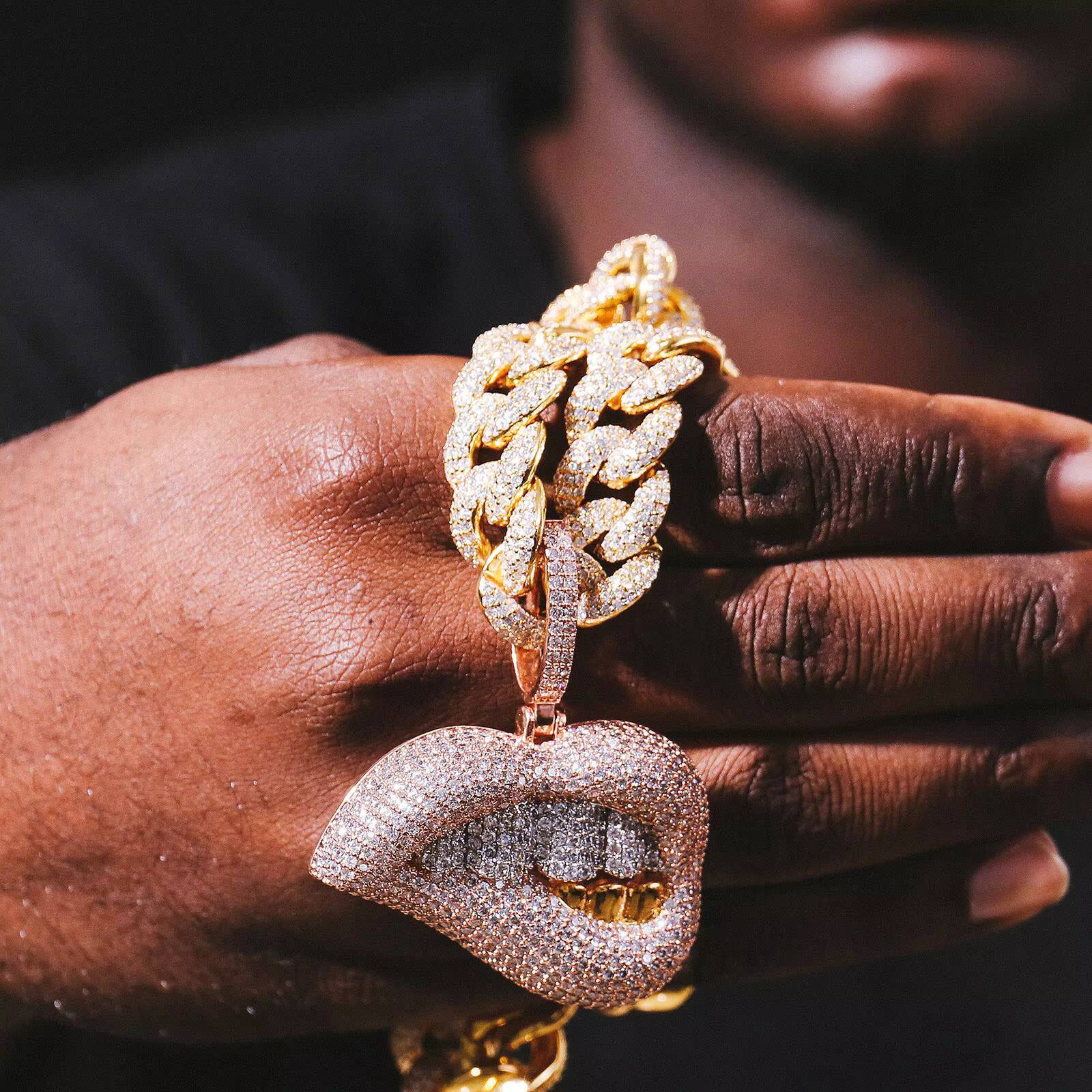 Fine Jewelry Customization 925 Sterling Silver Hip Hop Pendant Vvs Moissanite Diamond Lips Teeth Rose Gold Personalized Pendant