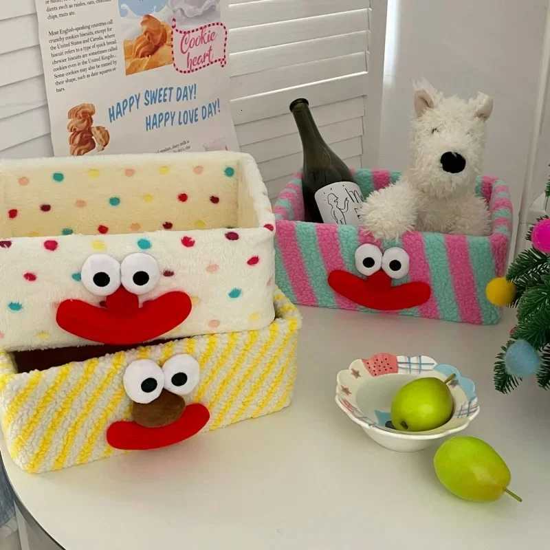 High Aesthetic Cartoon Clown Storage BoxDesktop Miscellaneous Lamb Wool Storage Basket Snack Boxs Jewelry Organizer Y251112