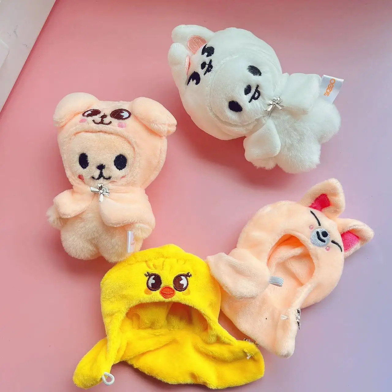 SKZOO Plush Keychain Homeless Childrens Toy Seoul FM Week Same Doll Cloak Magic School Birthday Gift 250410