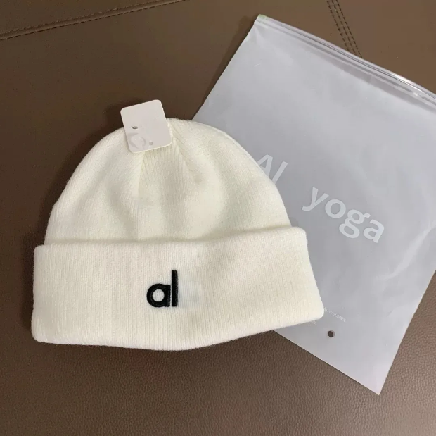 2025 Designer beanie mens beanie Winter knitted beanie designer cap fashion bonnet dressy autumn hats for mens skull outdoor womens hat travel skiing Knitted hat