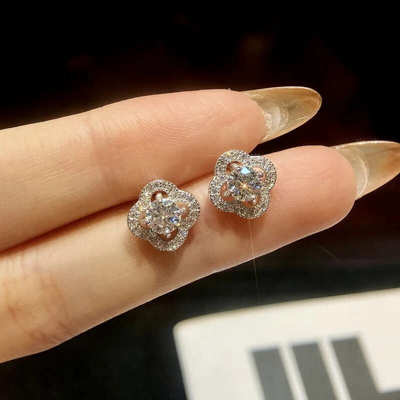 GRA 0.5CT Four Leaf Clover Shiny Certified Moissanite Diamond Stud Earrings For Women Real 925 Sterling Silver Gift Fine Jewelry