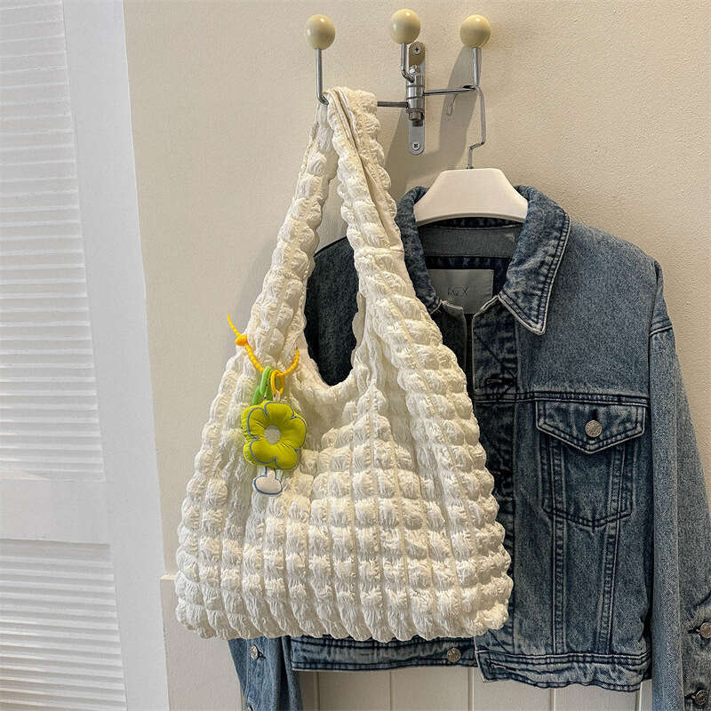 Small Fresh Folded Bubble for Women 2025 New Flower Sweet Tote Bag Large Capacity Simple One Shoulder Handbag