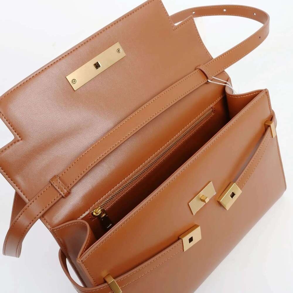 Genuine Leather Handbag 2025 New Cowhide One-Shoulder Diagonal Straddle Classic Lock Design Women Underarm Bag