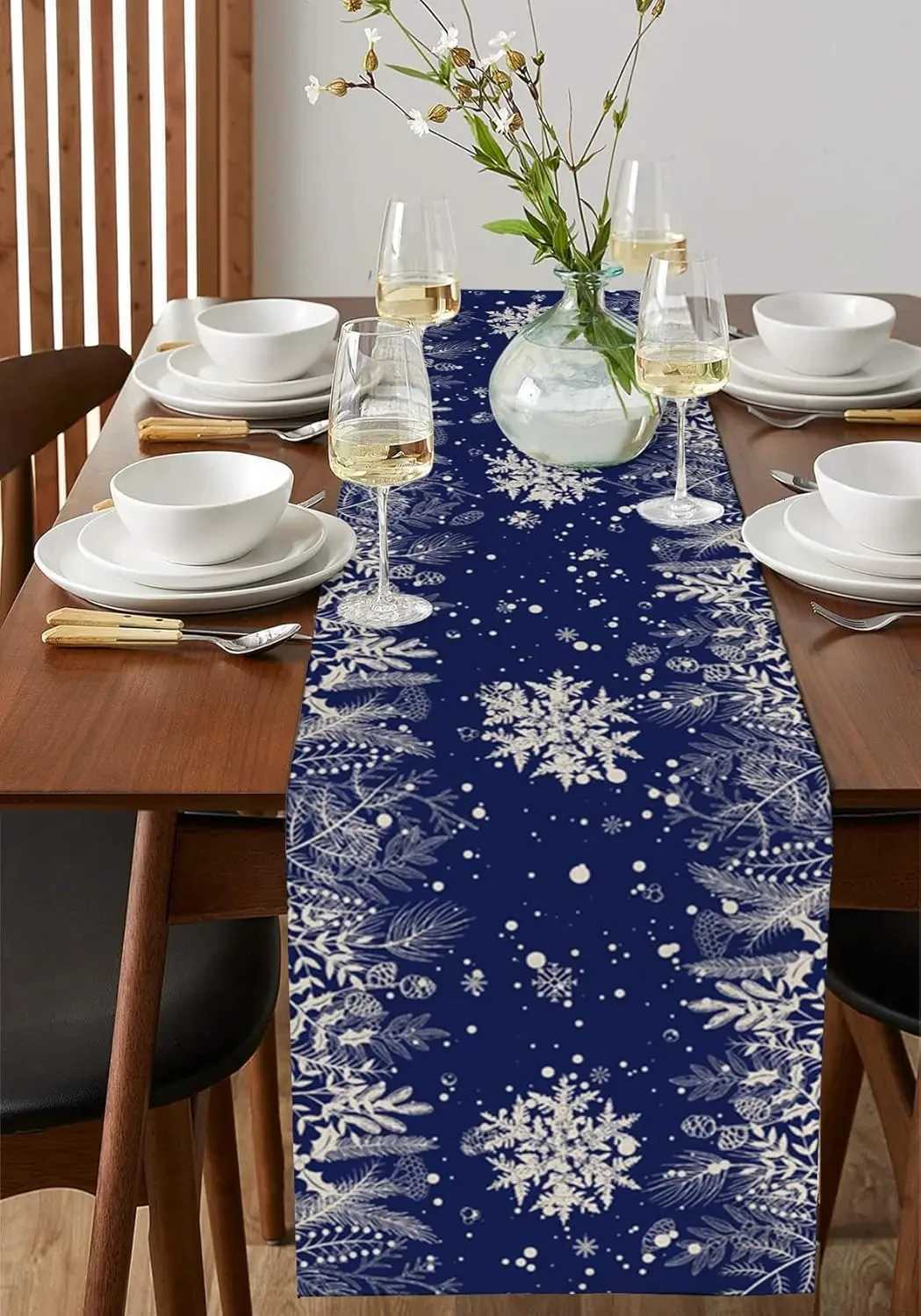 Christmas Bohemian Blue Christmas Holiday Snowflake Leaf Pine Cone Table Flag Christmas Decoration Table Flag Home Decor Farmhouse Y251113