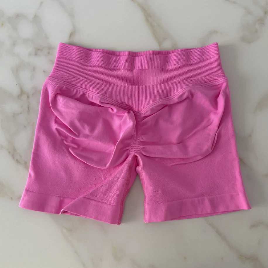 New Color Impact Shorts Womens Scrunch Bum Gym Shorts Low Waist Seamless Yoga Shorts Sports Shorts Y250412