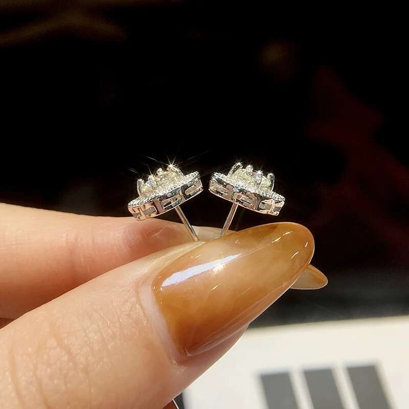 GRA 0.5CT Four Leaf Clover Shiny Certified Moissanite Diamond Stud Earrings For Women Real 925 Sterling Silver Gift Fine Jewelry
