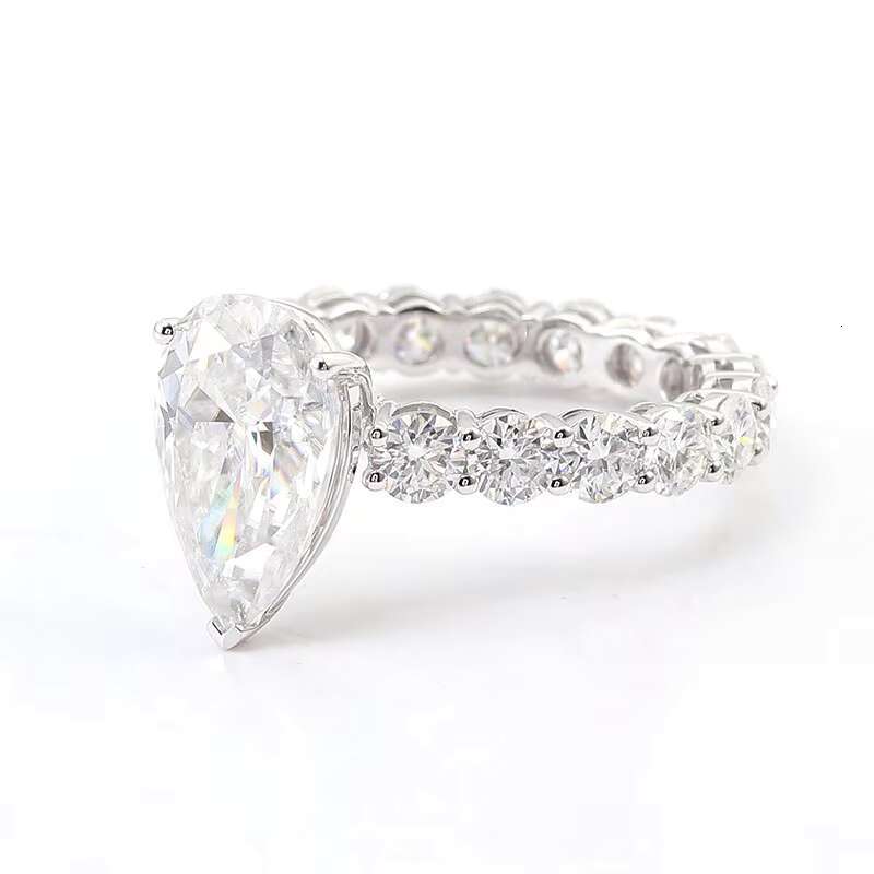 Handmade Ring Moissanite 10K 14K 18K White Gold Engagement Ring Diamond Pear Cut Fashion Design VVS Diamond Rings Women