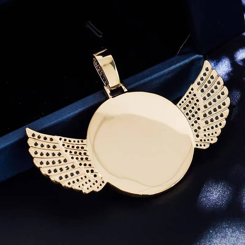 FashionMemory Jewelry 925silver Gold Plated Hip Hop Necklace Iced Out Jewelry Men Women Moissanite Diamond Custom Photo Pendant