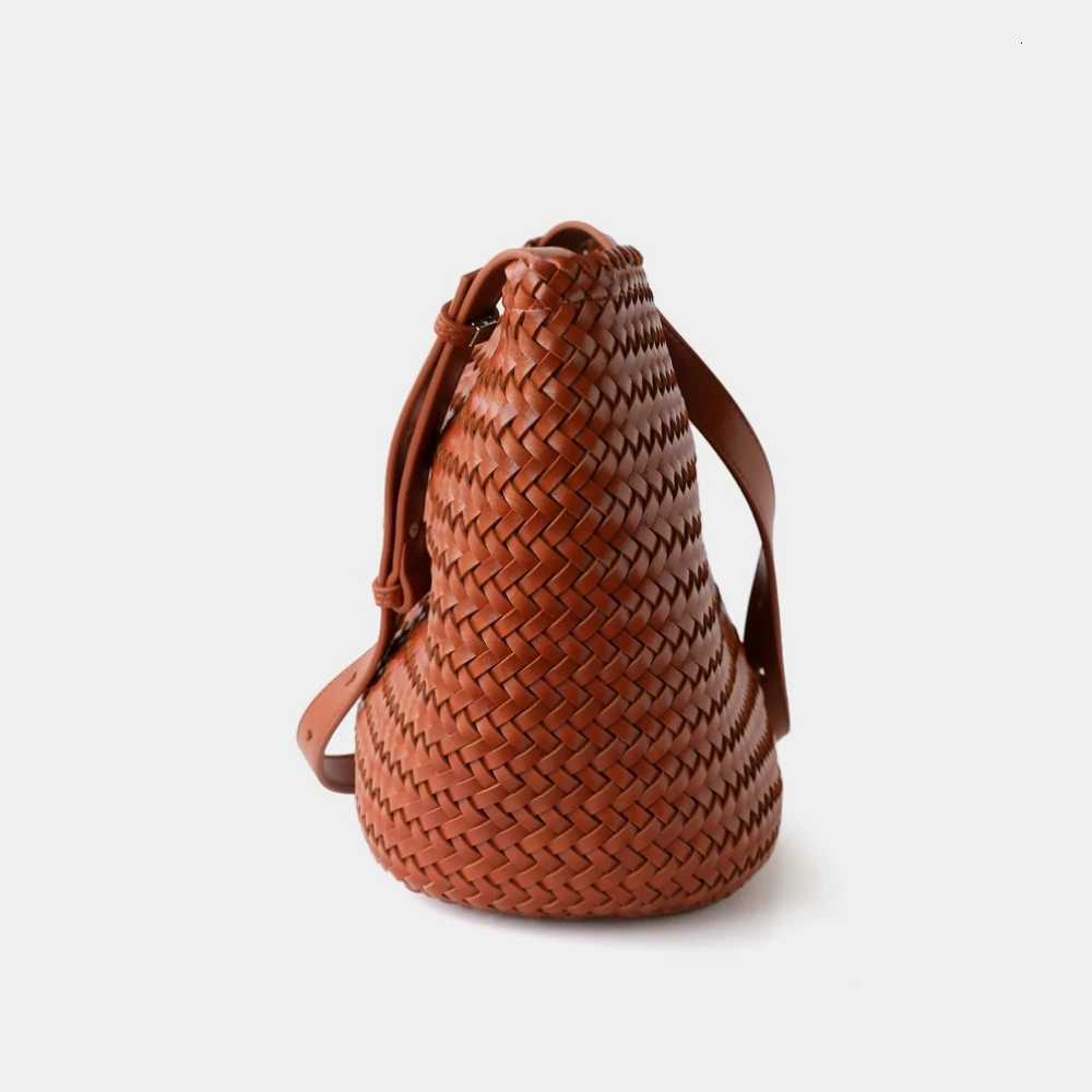 Motingsome Handwoven Bag Womens Bucket Luxury Designer Bags Niche Casual Bucket Bag Handmade French Retro Shulder Purse 2025W251112