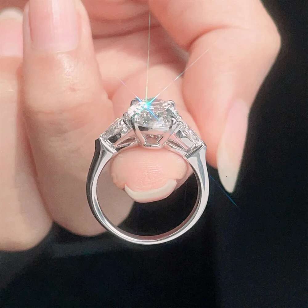 2CT Oval Cut Moissanite Engagement Rings for Women 925 Sterling Silver 3 Stones Sparkling Diamond Wedding Band Jewelry with GRA