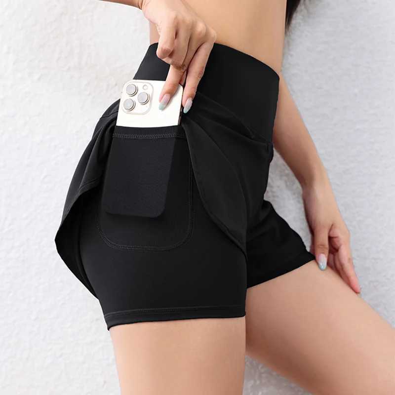 Quick drying womens running shorts elastic waist activity sports shorts with pocket yoga shorts Y250412