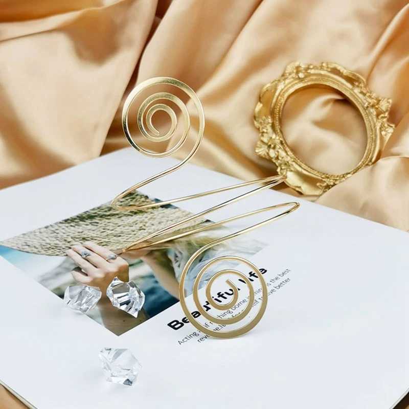 Bohemian Butterfly Leaf Charm Upper Bracelet Arm Chain Metal Hollow Out Geometric Pattern Retro Arm Cuff Bangle Body BraceletsC250411