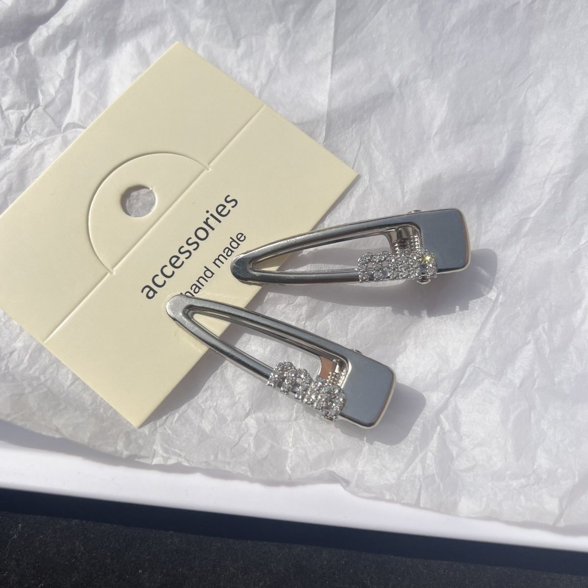 designer new High-quality two-piece set of rhinestone letter metal hair clips simple and versatile for bangs and side hair
