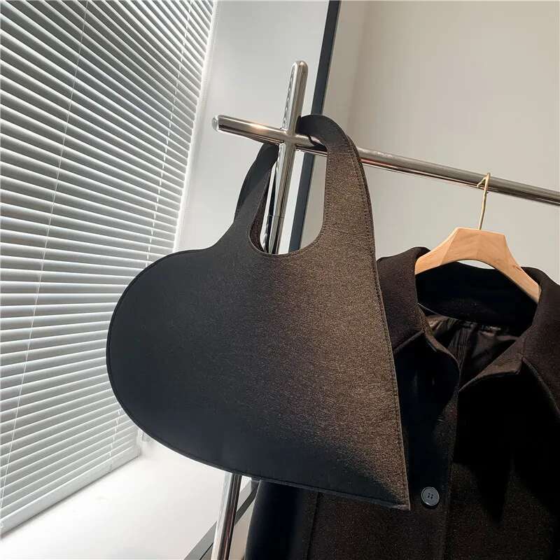 Love Handbags Designer Felt Tote For Women Ladies Shoulder Bags Fashion Trending Large Hand Bag Purses 2024