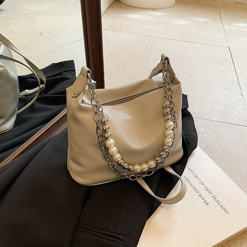 2025S Designer Women S Bag Korean Version Crossbody Women S High End Single Shoulder Bag New Fashion Chain Travel Trendy Tote Bag