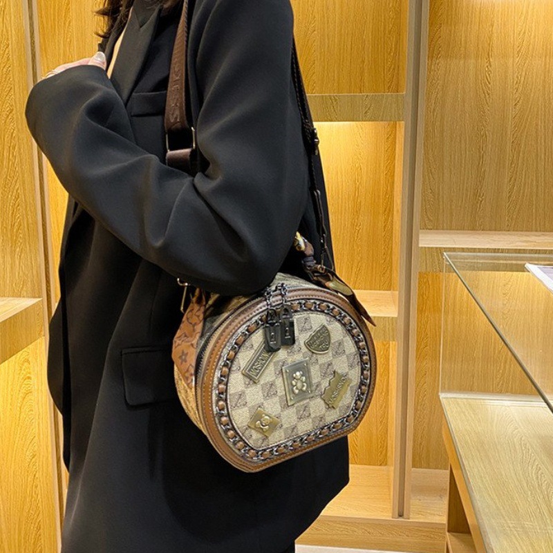 Free shipping designer bags Designer Sheepskin Genuine Leather Ladies' Golden Ball Quilted Chain High-end Luxury Lipstick Crossbody Small Square 