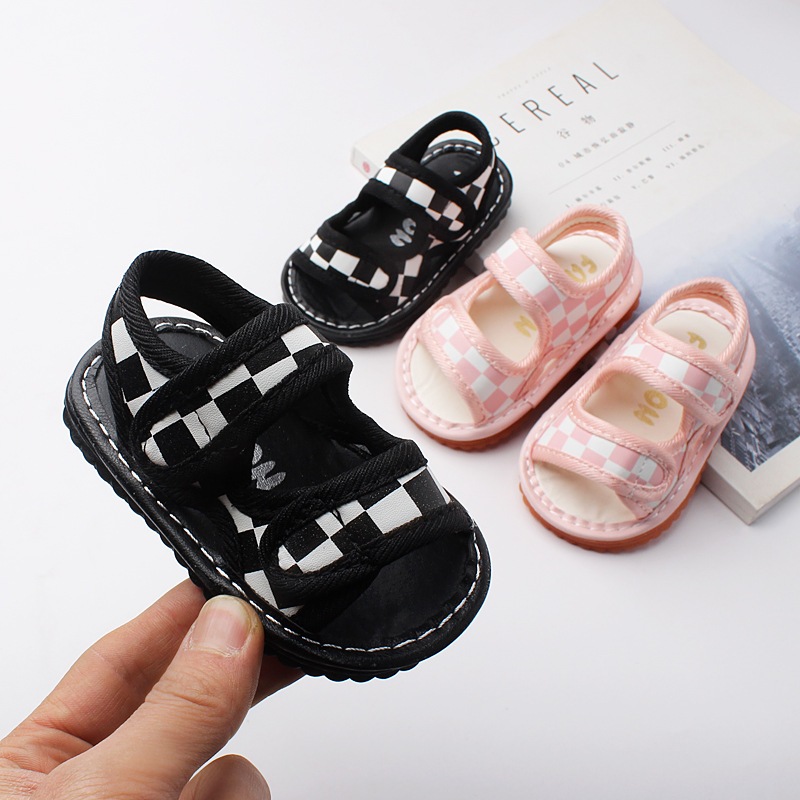 designer shoes 2025 new Summer new style whistle boys' sandals for 0-1-2 years old with ox tendon soles Toddler squeaky shoes for baby girls