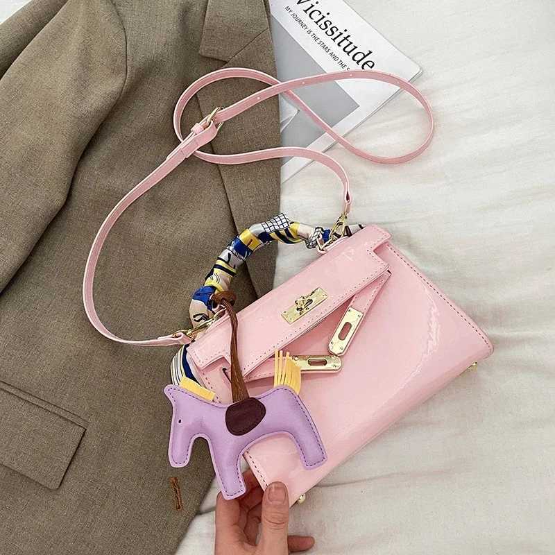 Classic Womens Tote Bag Luxury Leather Crossbody Shoulder Handbag Designer Purse Elegant Chic VersatileW251112