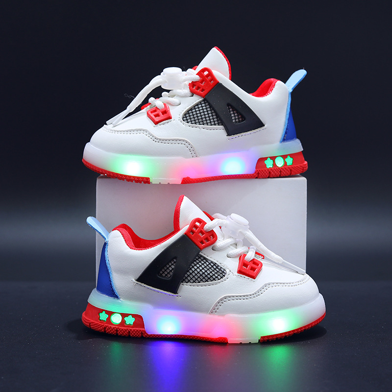 designer shoes 2025 style children's sports shoes leather upper LED luminous children's shoes for girls and boys aged 1-6 sports and leisure