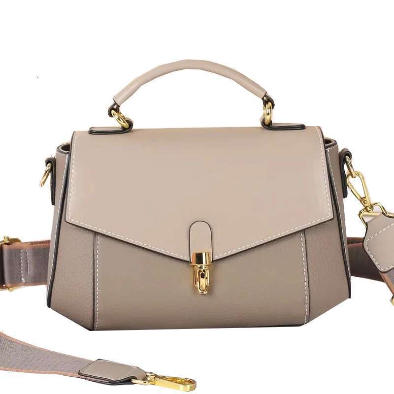 Genuine Leather Women New Trendy All-Match Messenger Shoulder Crossbody Ladies Fashion Handbags High Quality White Bag