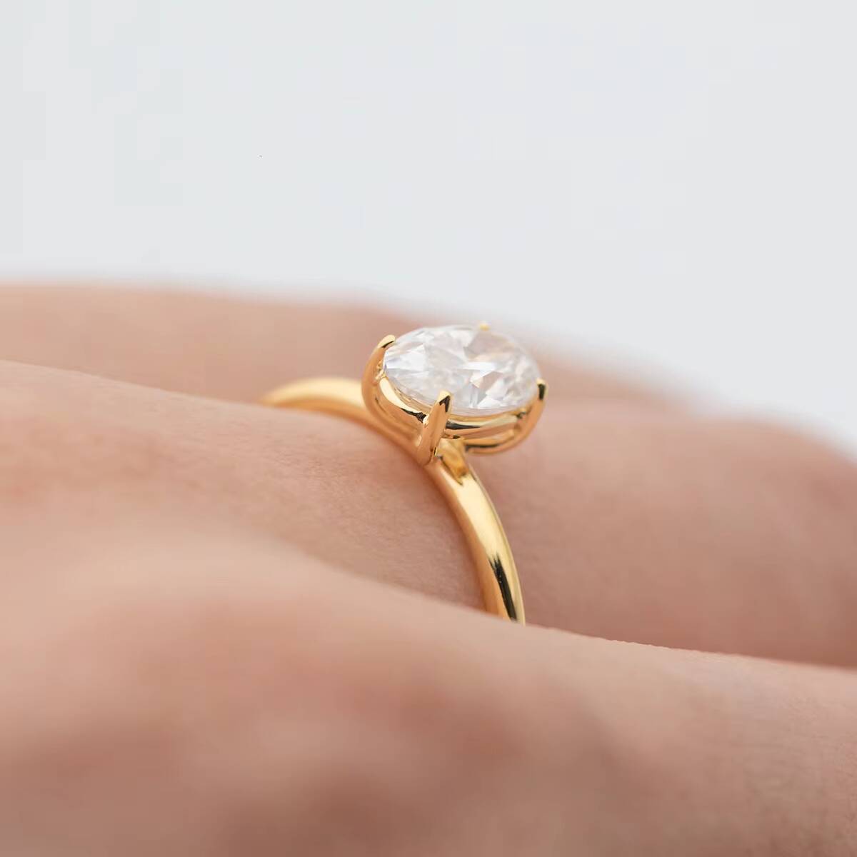 10K Yellow Gold Prong Setting 1ct Oval Cut Womens Moissanite Engagement Rings