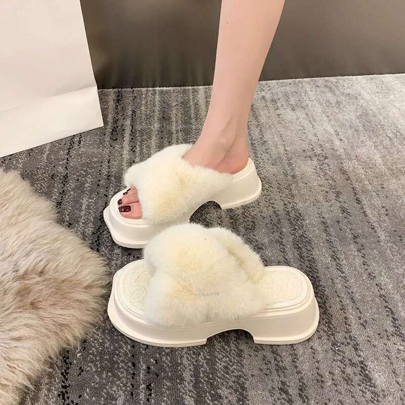 New Free Shipping Designer Shoes Internet Celebrity Beige Hairy For Women's Outdoor Wear In Autumn And Winter 2025 Thick Soled Fairy Style Shoes 