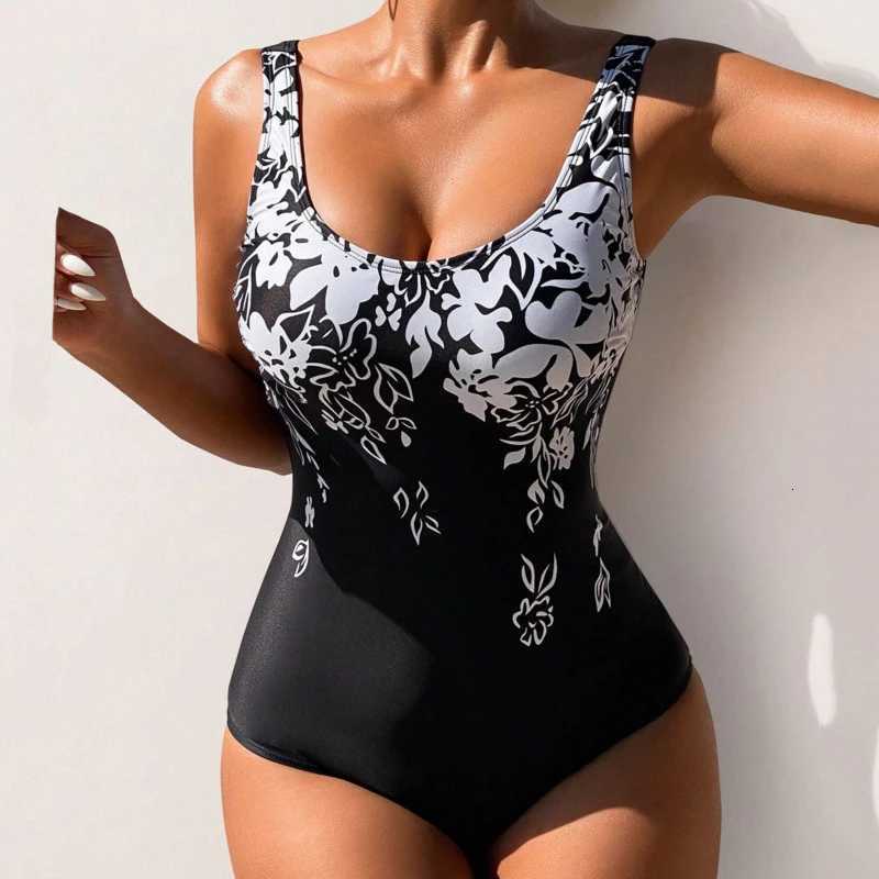One Piece Large Swimsuits Closed Plus Size Swimwear Push Up Female Body Bathing Suits For Pool Beachwear Womens Swimming SuitW251113