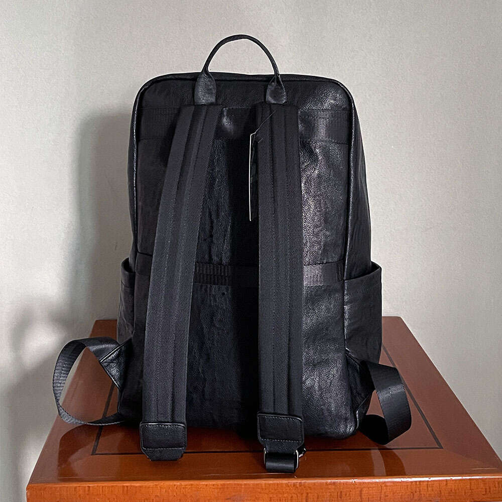 Backpack Men's Korean version Large capacity casual men's computer bag University Travel backpack