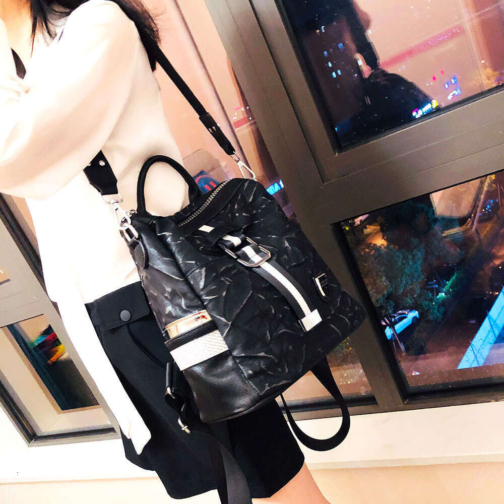 Backpack Kuerduo Fashion Trendy Women's Soft Leather Travel Bag Casual Large Capacity Backpack Small Pack