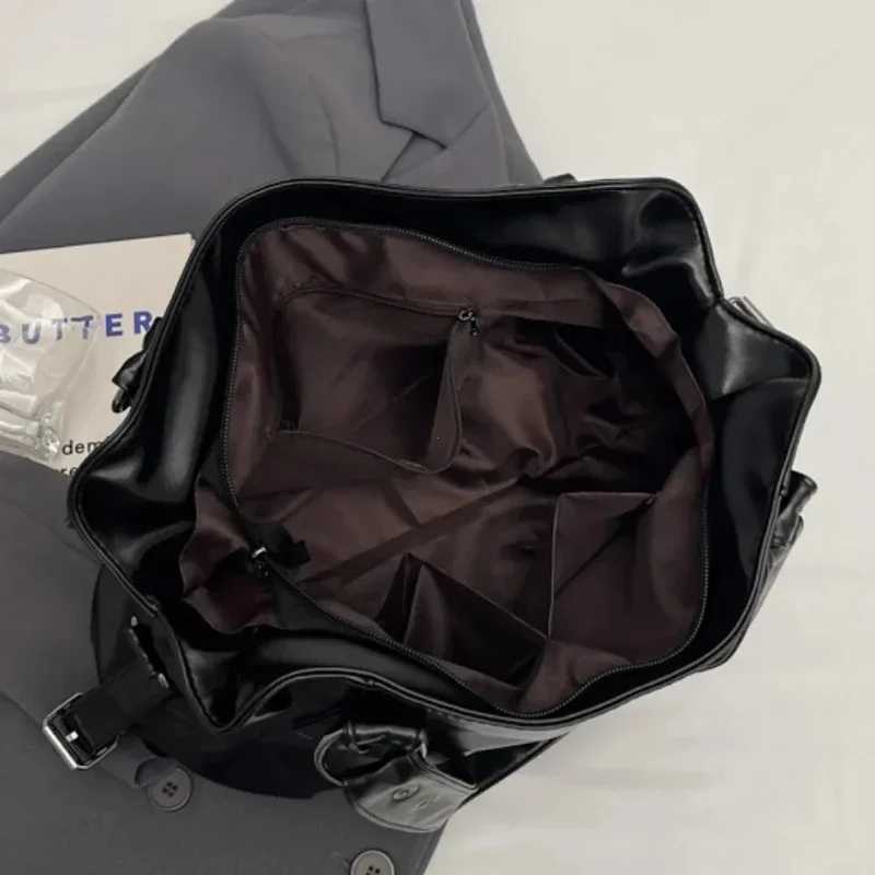 Retro Brand Roomy Shoulder Bag Female Luxury Solid Color Classic Crossbody Bag Large Capacity Style Soft PU Leather Tote BagW251112