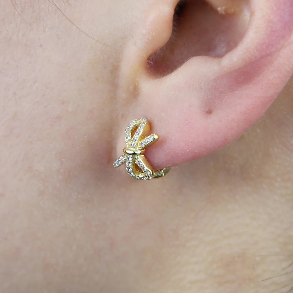 Real silver mini ring earrings with Cz ribbon shaped circular earrings suitable for women round knot small silver 925 jewelry pendant boat 250409