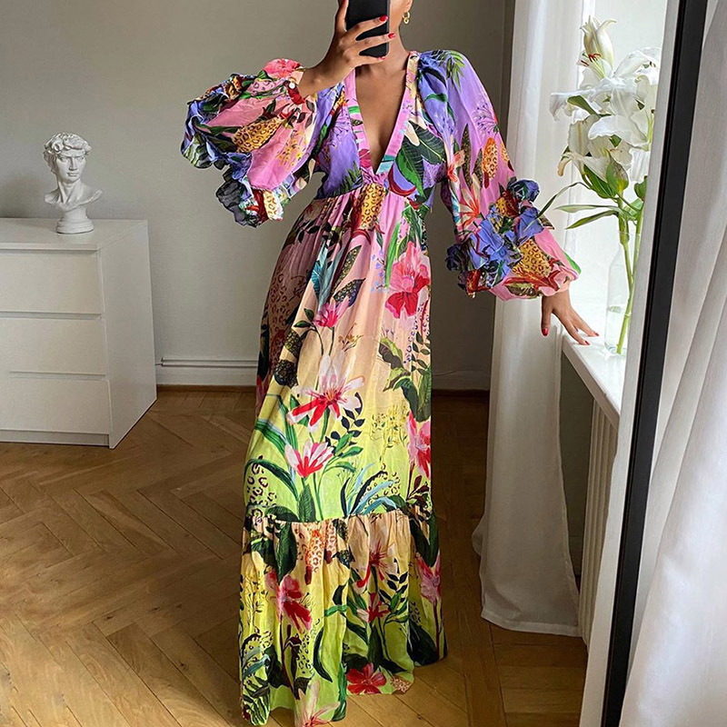 2025 Summer New Printed Gradient Color Ruffled V-neck Sexy and Slim Dress