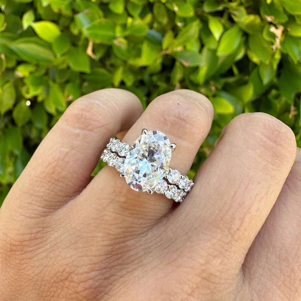 4.5CT Oval Cut Full Moissanite Rings for Women Sparkling Diamond S925 Sterling Silver Plated 18K Wedding Band Jewelry With GRA