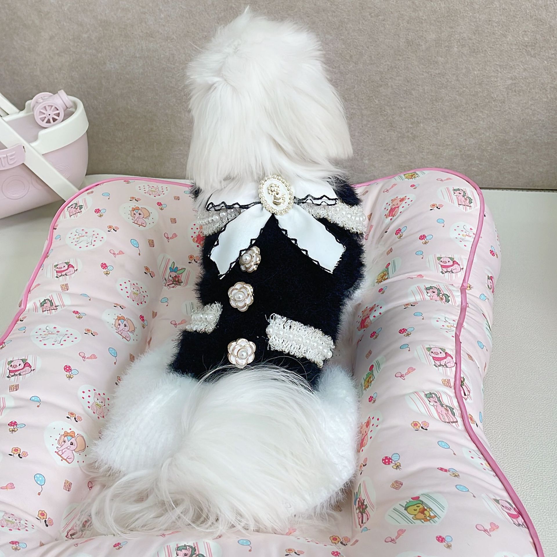 Dog Dresses Designer autumn and winter cat Clothes New Winter Clothing Designer Chic Dog High end Pets Sweater Dress for small dog