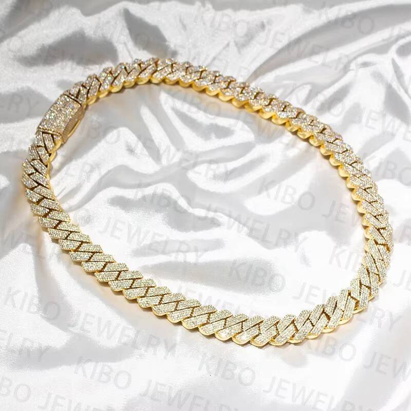 4 Rows Hip Hop Prong Setting Cuban Link Chain VVS Moissanite Diamond Necklace