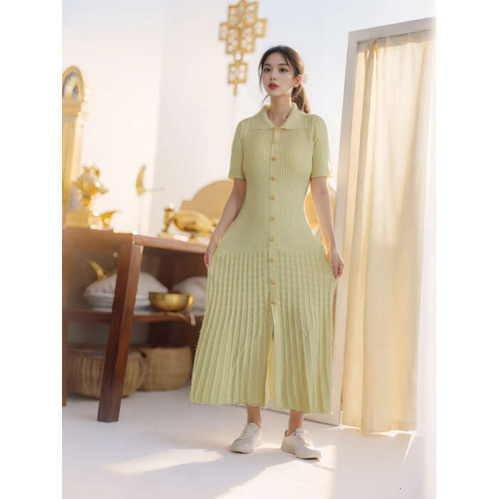 Designer New Chinese Socialite Style Short Sleeved Knitted Mid Length Dress For Summer 2025, Slimming Down