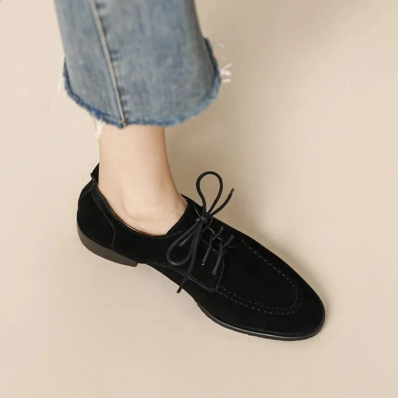 Spring and Autumn Solid Color Womens Flat Shoe Fashionable Round Toe Low Heel Casual Large Size Slip-on Womens Flat Shoes 250410