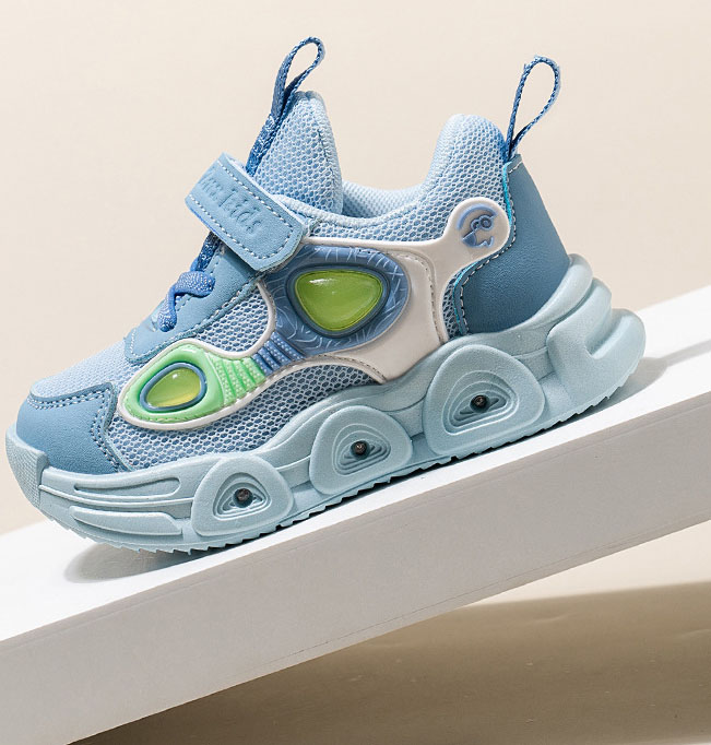 designer shoes 2025 Light-up children's shoes with breathable mesh Children's sports shoes with flashing lights Little girl and boy's d