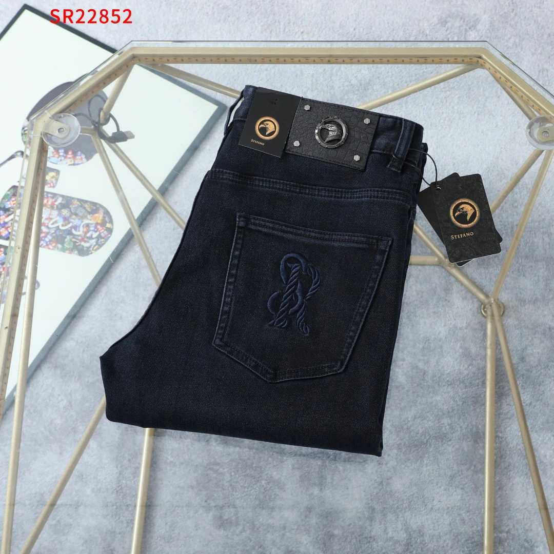 BLLIYOSS Jeans Men New comfortable casual elastic High-Quality size30-42 Straight long pants Quality Hardware Eagle Head M251113
