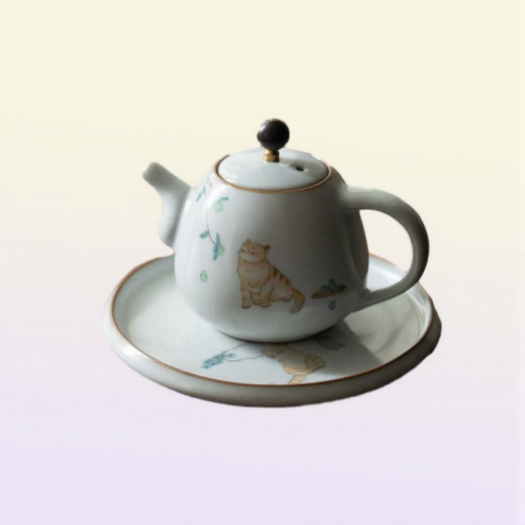 LUWU cute cat ceramic teapot traditional chinese pot 280ml 210621
