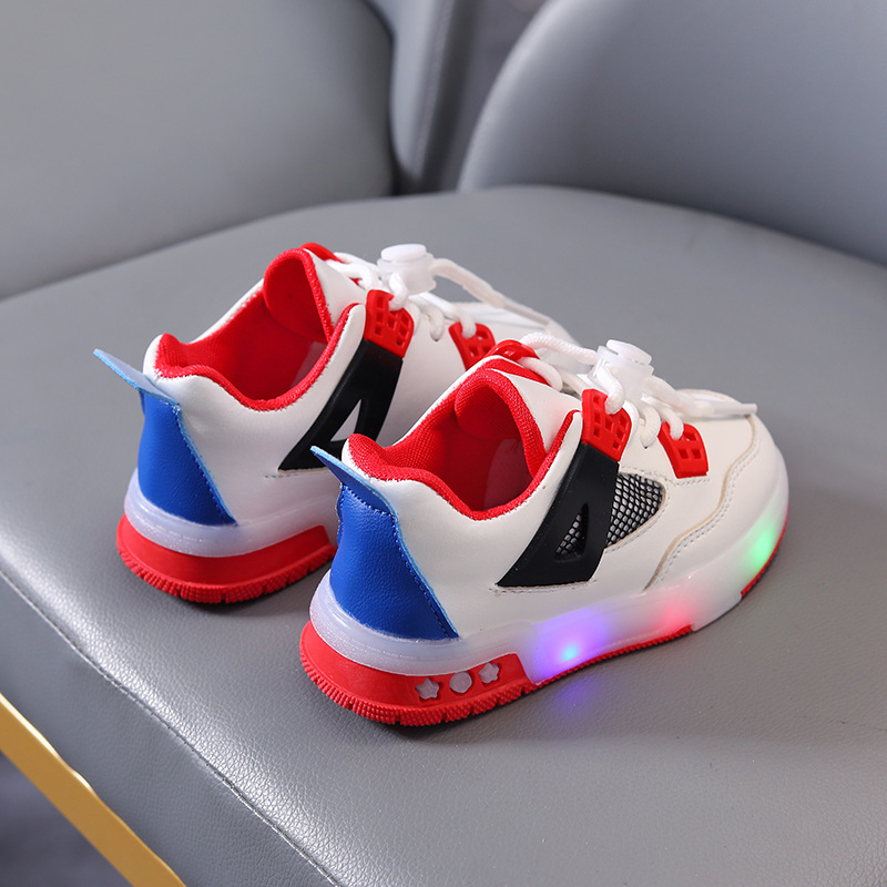 designer shoes 2025 style children's sports shoes leather upper LED luminous children's shoes for girls and boys aged 1-6 sports and leisure