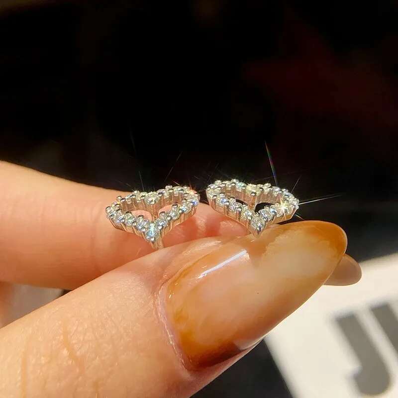 GRA Brilliant Wedding Moissanite Diamond Heart Stud Earrings for Women 925 Sterling Silver Luxury Gifts For Girls Fine Jewelry