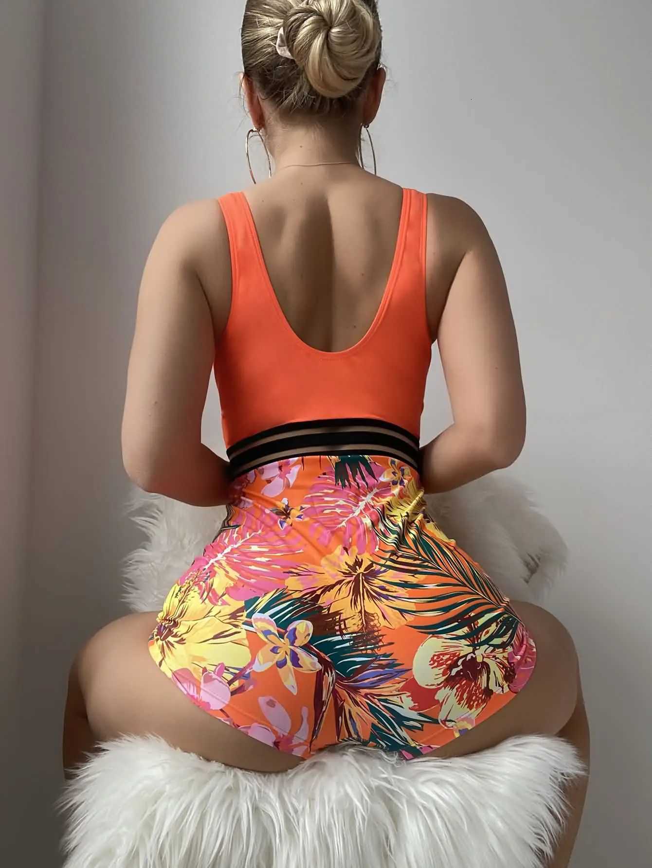 2024 Sexy Women One Piece Swimsuit Swimwear Female Solid Push Up Thong Bather Bathing Suit Monokini Brazilian Swimming SuitsW251113