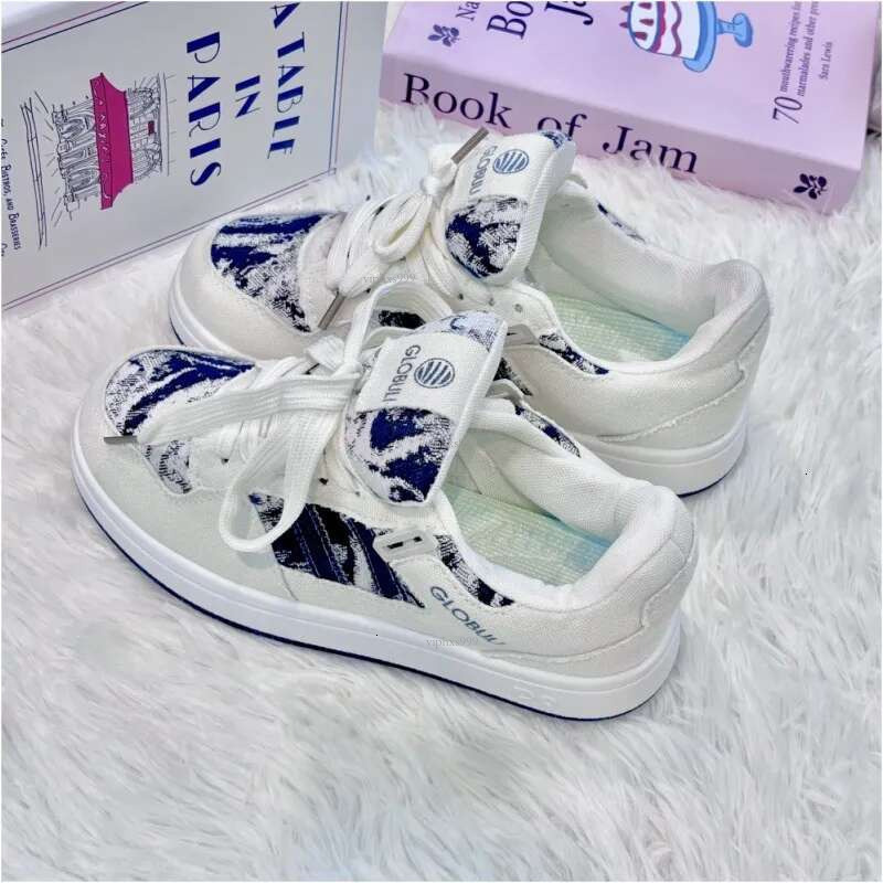 2025 New Designer Shoes Denim Blue Canvas Breathable Bread Women's Multi-functional Casual Board Shoes Outdoor Sports Student Youth Shoes