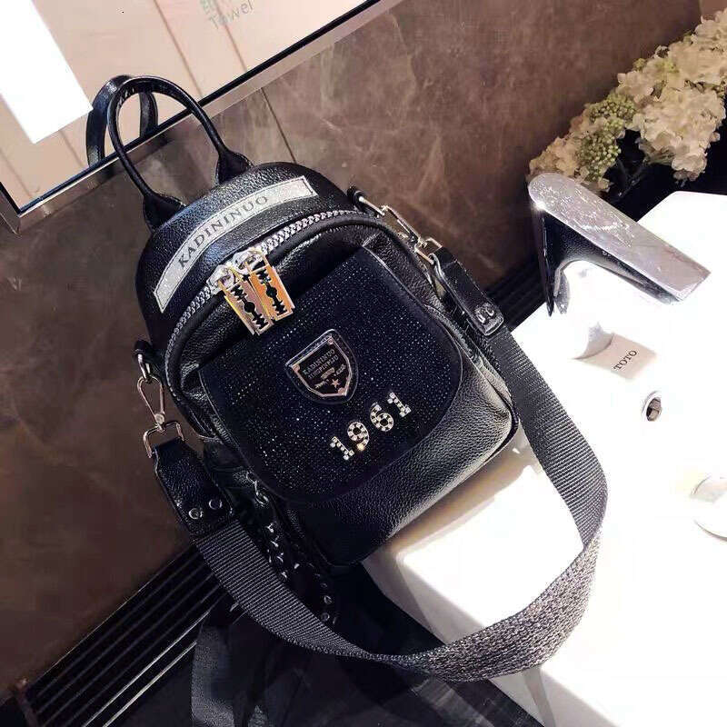 Backpack Hot Diamond Multi purpose for Women New Trendy Silver Soft Leather Leisure Travel Bag Backpack