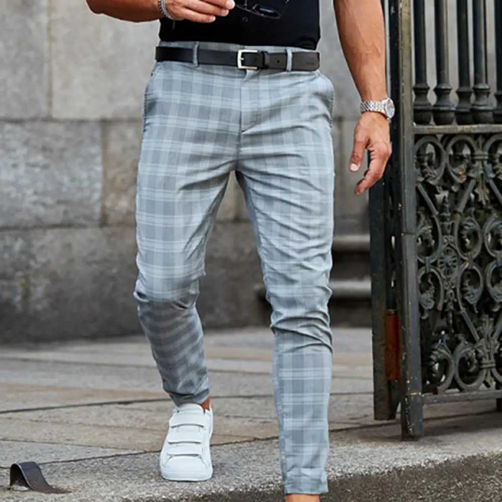 Plaid Pattern Fashion Mens Trouser Plaid Loose Autumn Retro Mens Pants Business Casual Straight Leg Slimming PantsXJ250412