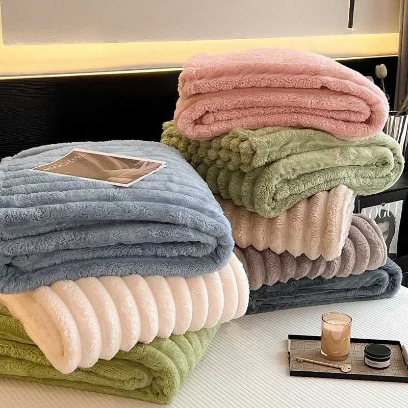 New Artificial Rabbit Plush Autumn Warm Blankets for Beds Soft Coral Fleece Sofa Throw Blanket Comfortable Thicken Bed Sheet L251113
