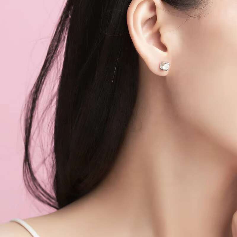 Fashion Jewelry 925 Sterling Sliver Earring Moissanite Diamond Stud Earrings for Women